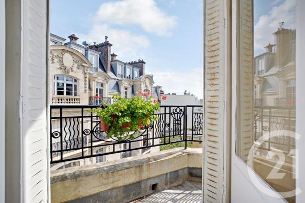 Appartement F4 à vendre  4 pièces - 76 m2 PARIS - 75018