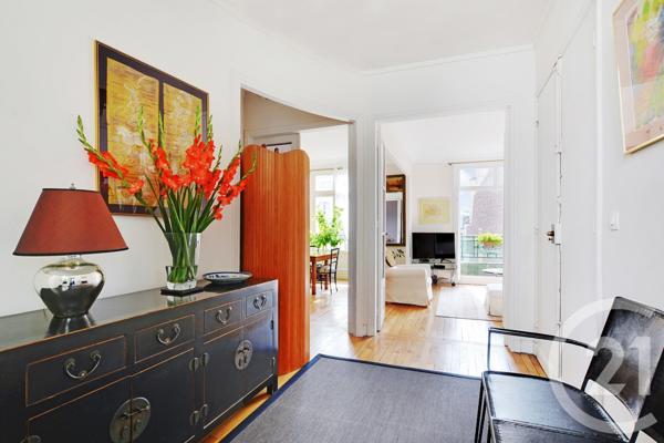 Appartement F4 à vendre  4 pièces - 76 m2 PARIS - 75018