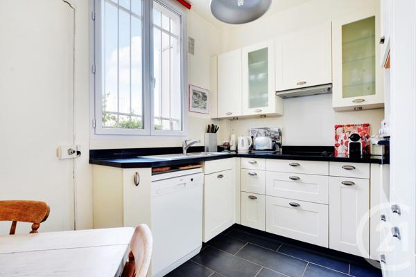 Appartement F4 à vendre  4 pièces - 76 m2 PARIS - 75018