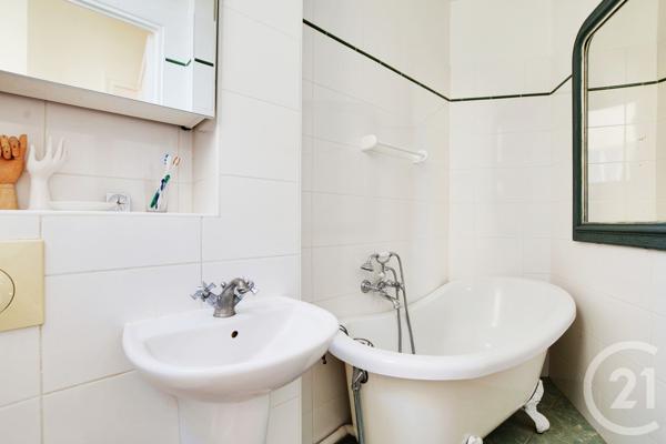 Appartement F4 à vendre  4 pièces - 76 m2 PARIS - 75018