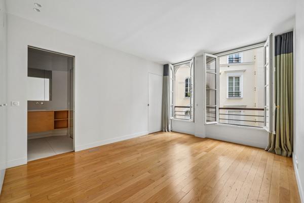 Vente Appartement de luxe Paris 9 6 Pièces 152 m²