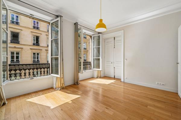 Vente Appartement de luxe Paris 9 6 Pièces 152 m²