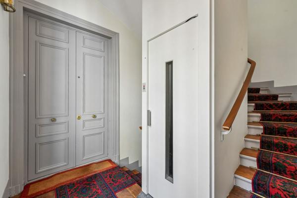 Vente Appartement de luxe Paris 9 6 Pièces 152 m²