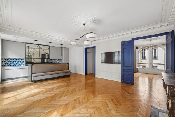 Vente Appartement de luxe Paris 9 6 Pièces 152 m²