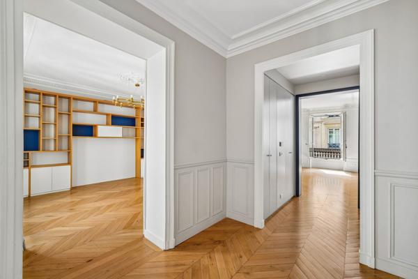 Vente Appartement de luxe Paris 9 6 Pièces 152 m²