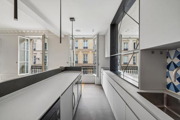 Vente Appartement de luxe Paris 9 6 Pièces 152 m²