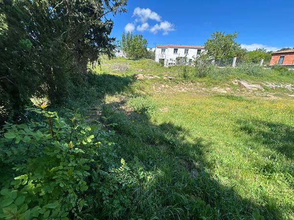 Terrain proche de Carcassonne 1823 m2