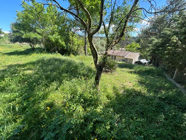 Terrain proche de Carcassonne 1823 m2