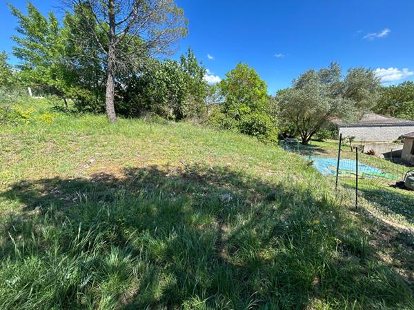 Terrain proche de Carcassonne 1823 m2