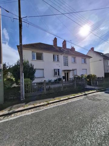 Opportunité Spécial Investisseur : Immeuble de Rapport & 14 Garages - Le Creusot