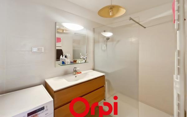 Appartement à vendre    2 pièces •  Bandol