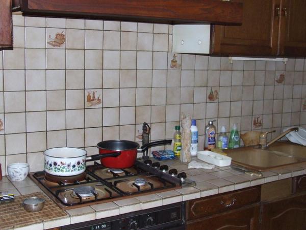 Maison à rénover avec cour et garage, proche lycée !