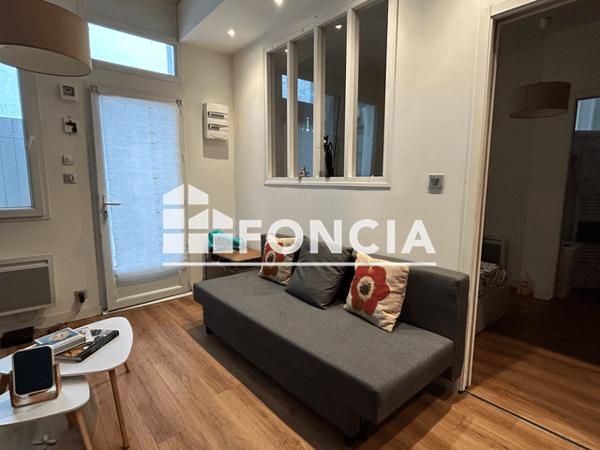 Location Appartement meublé 2 pièces 28 m² - 11 rue de Chateaubriand Nantes 44000
