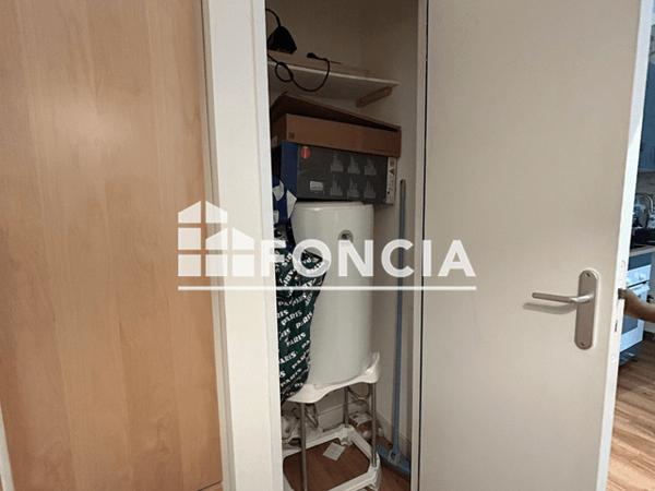Location Appartement meublé 2 pièces 28 m² - 11 rue de Chateaubriand Nantes 44000