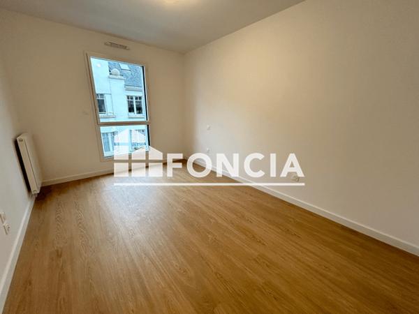 Location Appartement 4 pièces 98.03 m² - 10 RUE DU 116 R.I. Vannes 56000