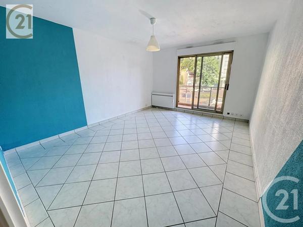 Appartement F5 à vendre  5 pièces - 82,53 m 2   LYON  - 69007