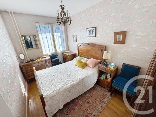 Appartement F5 à vendre  5 pièces - 82,53 m 2   LYON  - 69007
