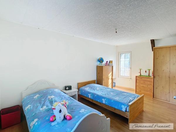 Dpt Loir et Cher (41), à vendre CELLE maison P10 de 210 m² - Terrain de 1 211,00 m²