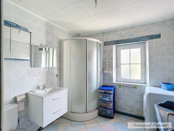 Dpt Loir et Cher (41), à vendre CELLE maison P10 de 210 m² - Terrain de 1 211,00 m²