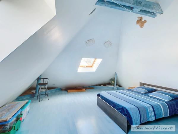 Dpt Loir et Cher (41), à vendre CELLE maison P10 de 210 m² - Terrain de 1 211,00 m²