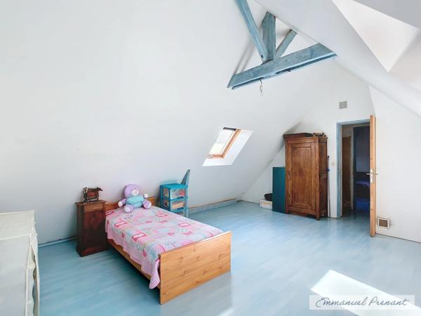 Dpt Loir et Cher (41), à vendre CELLE maison P10 de 210 m² - Terrain de 1 211,00 m²