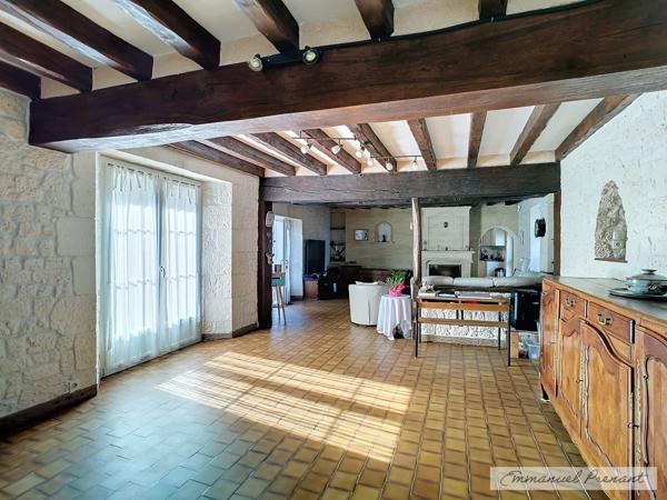 Dpt Loir et Cher (41), à vendre CELLE maison P10 de 210 m² - Terrain de 1 211,00 m²