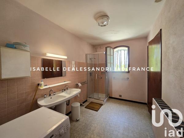 Maison à vendre 6 pièces 140 m² La Cadière-d'Azur