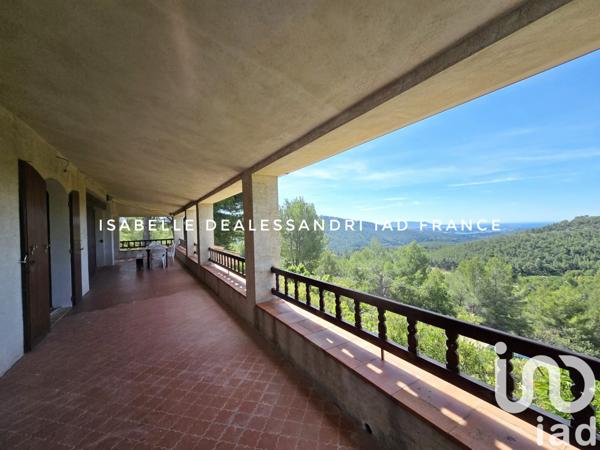 Maison à vendre 6 pièces 140 m² La Cadière-d'Azur