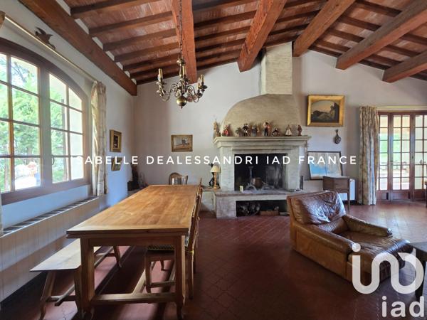 Maison à vendre 6 pièces 140 m² La Cadière-d'Azur
