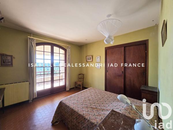 Maison à vendre 6 pièces 140 m² La Cadière-d'Azur