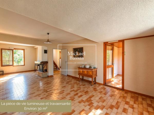 Maison
         5 pièces
        - 99 m² Exclusivité 172 000 € *