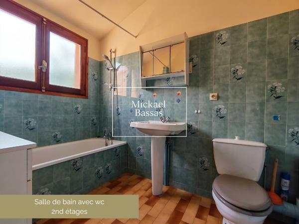Maison
         5 pièces
        - 99 m² Exclusivité 172 000 € *