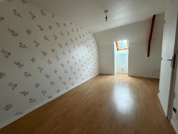 Maison avec garage BIHOREL Village