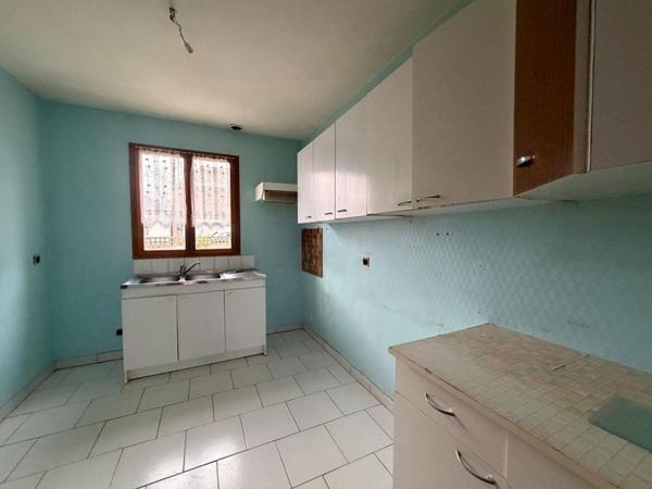 Maison avec garage BIHOREL Village