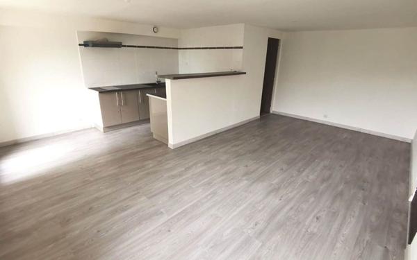 Appartement à louer    1 pièce •  Castries