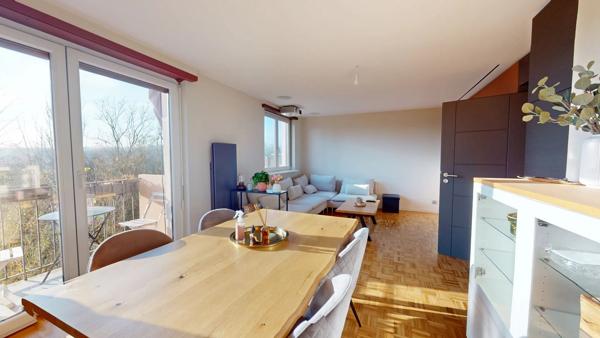 STRASBOURG – Quartier de la Ganzau 3 pièces rénové – 67 m² – Balcon – Garage