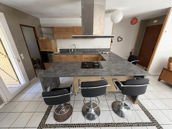 TOUROUZELLE : Maison de plein pied avec garage et terrain sans vis à vis