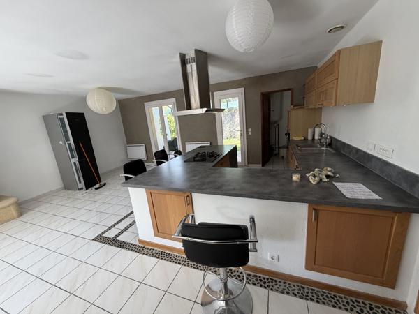 TOUROUZELLE : Maison de plein pied avec garage et terrain sans vis à vis