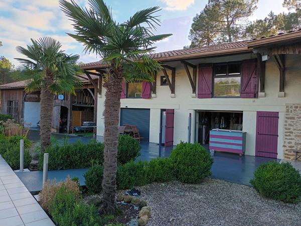 Maison avec cachet à Salles