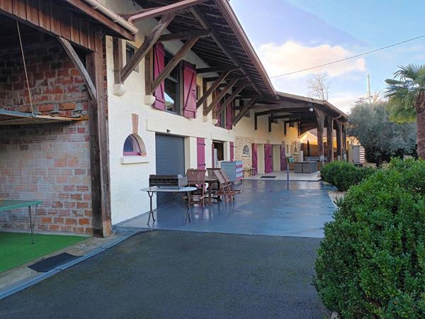 Maison avec cachet à Salles