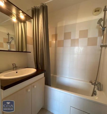 Appartement à louer 2 pièces 32.28m² Périgueux (24000)