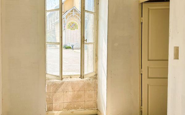 Maison à vendre    9 pièces • 215,70 m2 Gan