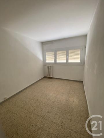 Appartement F4 à vendre  4 pièces - 76,82 m2 SALON DE PROVENCE - 13
