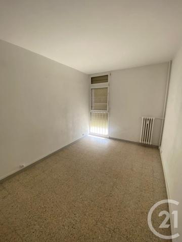 Appartement F4 à vendre  4 pièces - 76,82 m2 SALON DE PROVENCE - 13