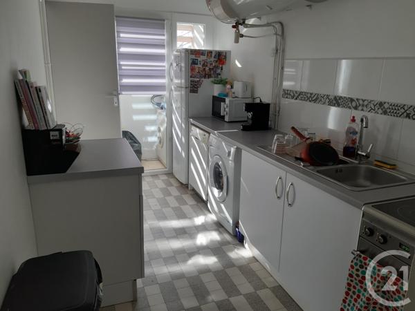 Appartement F4 à vendre  4 pièces - 76,82 m2 SALON DE PROVENCE - 13