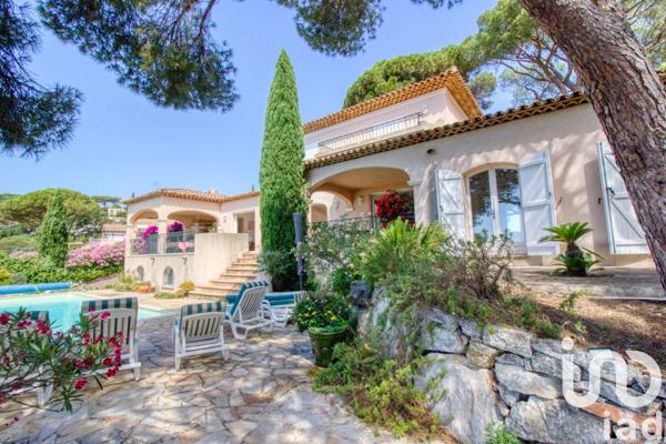 Maison à vendre 7 pièces 168 m² Sainte-Maxime