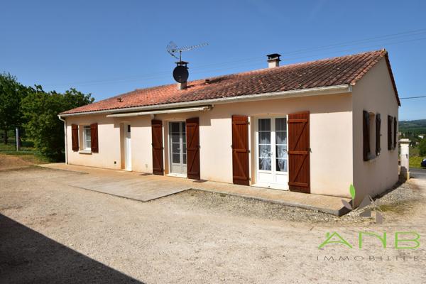 Maison plain pied avec dépendance et hangar