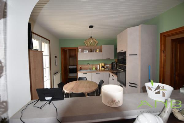 Maison plain pied avec dépendance et hangar