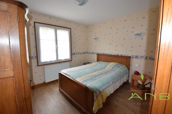 Maison plain pied avec dépendance et hangar