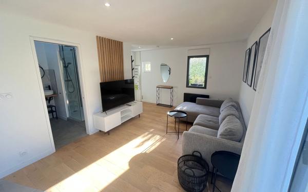 Maison à louer    3 pièces • 56,43 m2 Plougasnou